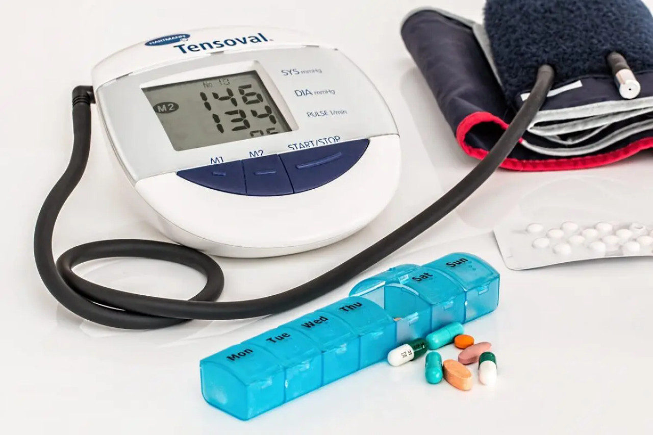 Tietze-syndrom: ursachen, symptome und wirksame behandlungen verstehen 1 Tietze-syndrom: ursachen, symptome und wirksame behandlungen verstehen